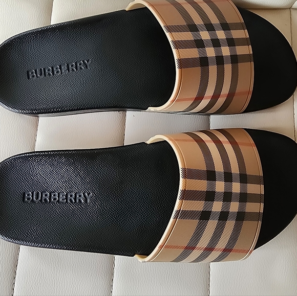 NEW AUTHENTIC MEN'S BURBERRY SANDALS SIZE 10 - Picture 10 of 16